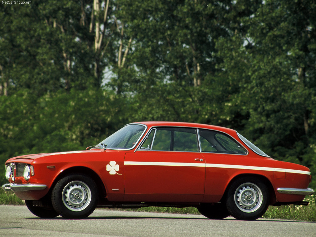 Alfa Romeo Giulia 1300 GT Junior